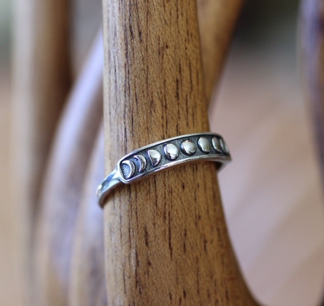Moon phases ring